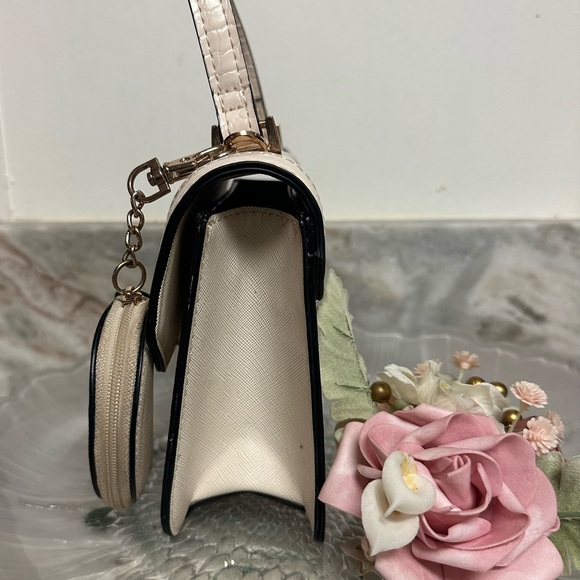 Aldo Cream Mini Bag with Gold Details - Picture 3 of 6